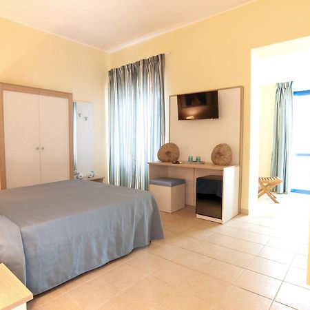 Hotel Villa Giulia Porto Azzurro Exterior photo