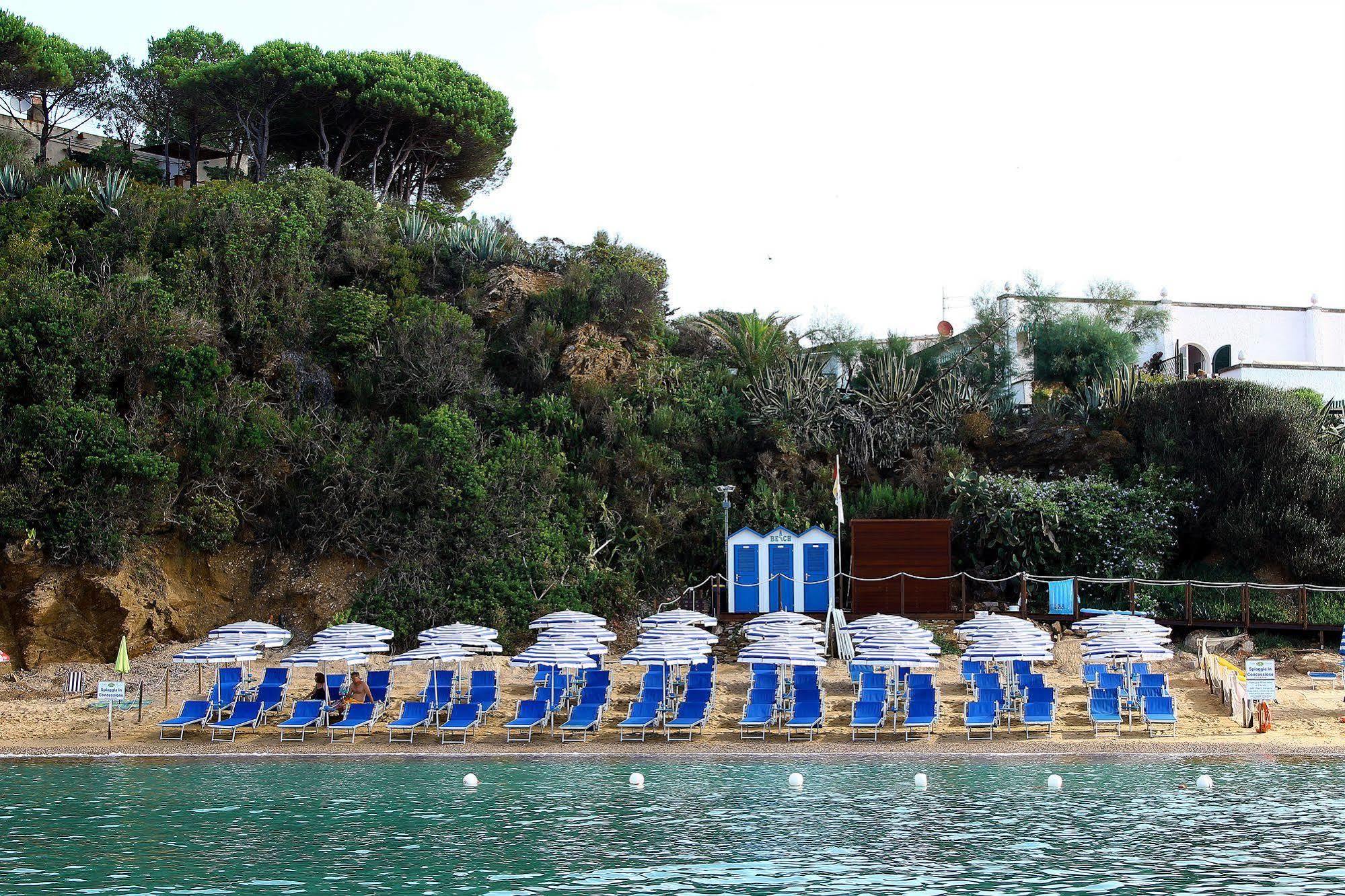 Hotel Villa Giulia Porto Azzurro Exterior photo