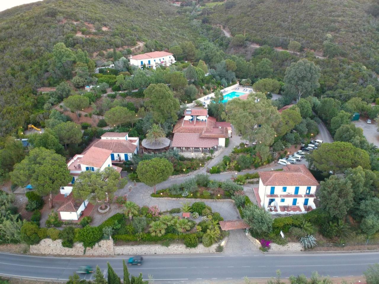 Hotel Villa Giulia Porto Azzurro Exterior photo